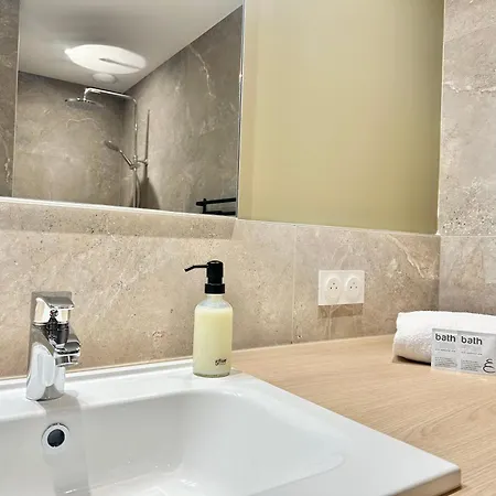 La Roseraie - Hyper Centre - Parking Privatif Lägenhet