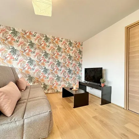 Apartman La Roseraie - Hyper Centre - Parking Privatif *