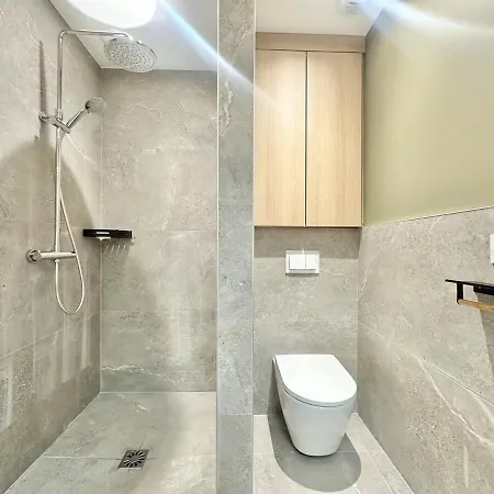 La Roseraie - Hyper Centre - Parking Privatif Apartman *