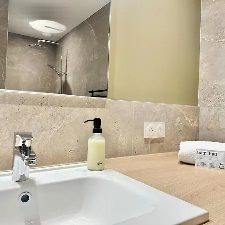 La Roseraie - Hyper Centre - Parking Privatif *