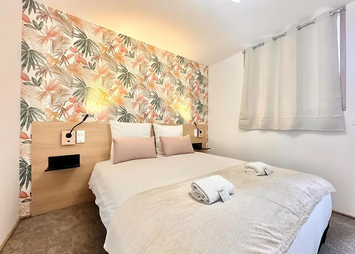 아파트 La Roseraie - Hyper Centre - Parking Privatif 몽트드마르장