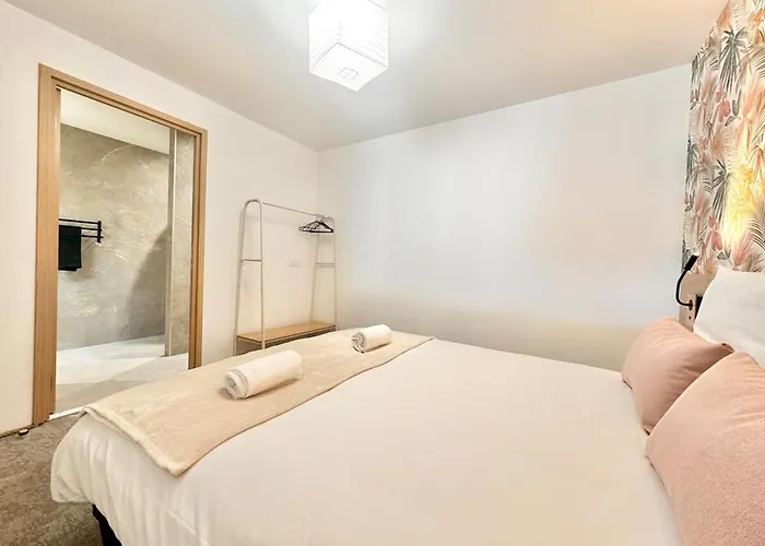 La Roseraie - Hyper Centre - Parking Privatif *